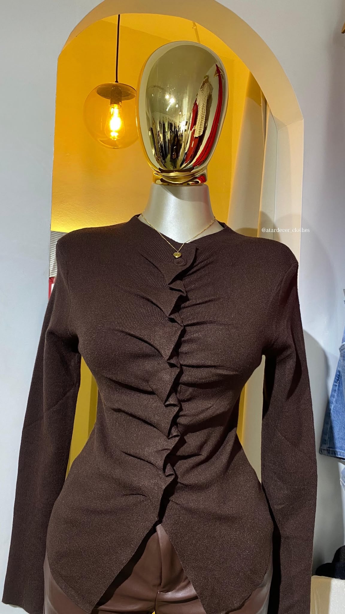 Blusa de manga larga con botones