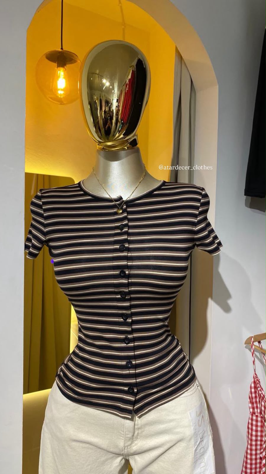 Blusa a Rayas con Botones