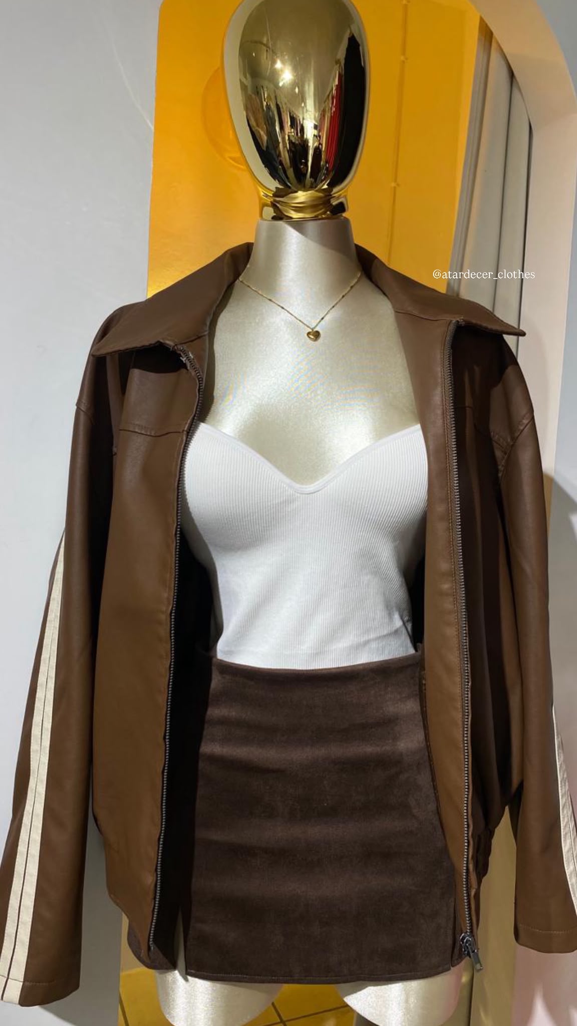 Top body acanalado